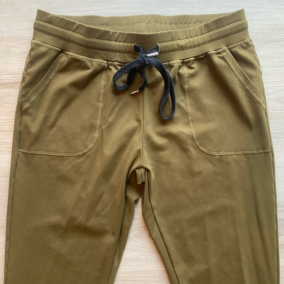 Zyia Active Olive Unwind Joggers - Picture 3 of 6
